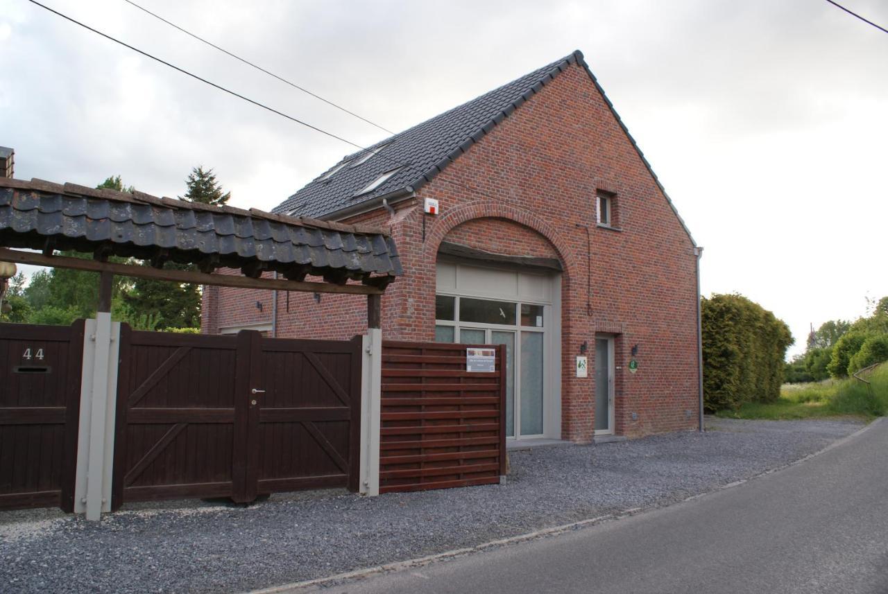 Le gîte de la Reine de Hongrie Soignies Exterior foto